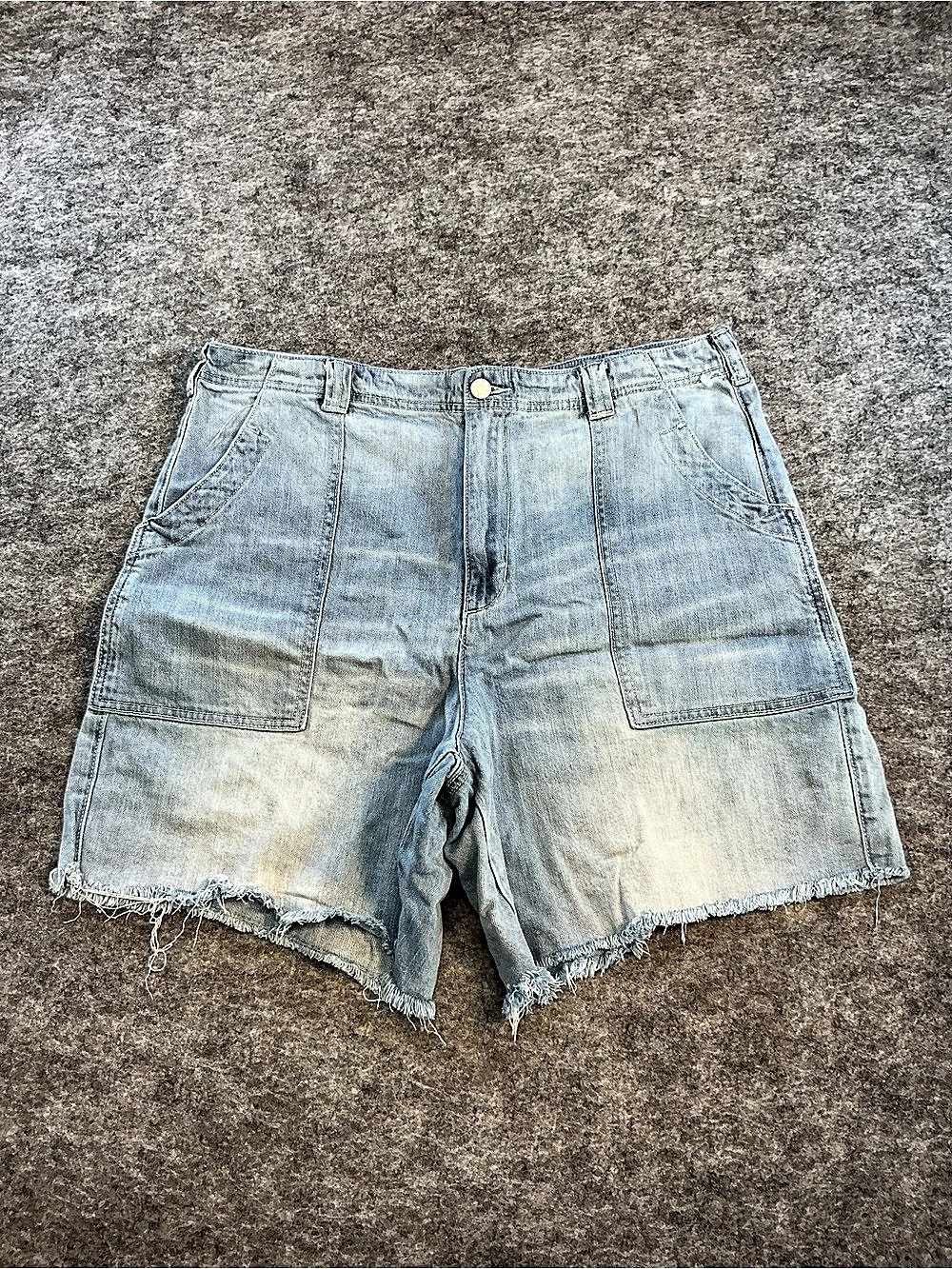 Pilcro High Rise Utility Workwear Denim Shorts in Blue Waist Size 32